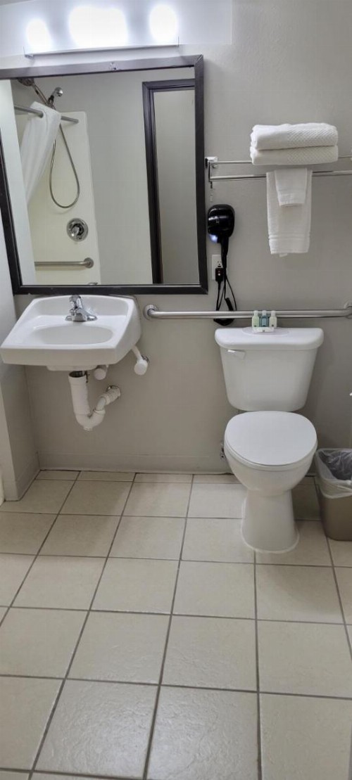 Quality Inn & Suites Salina National Forest Area - image 17