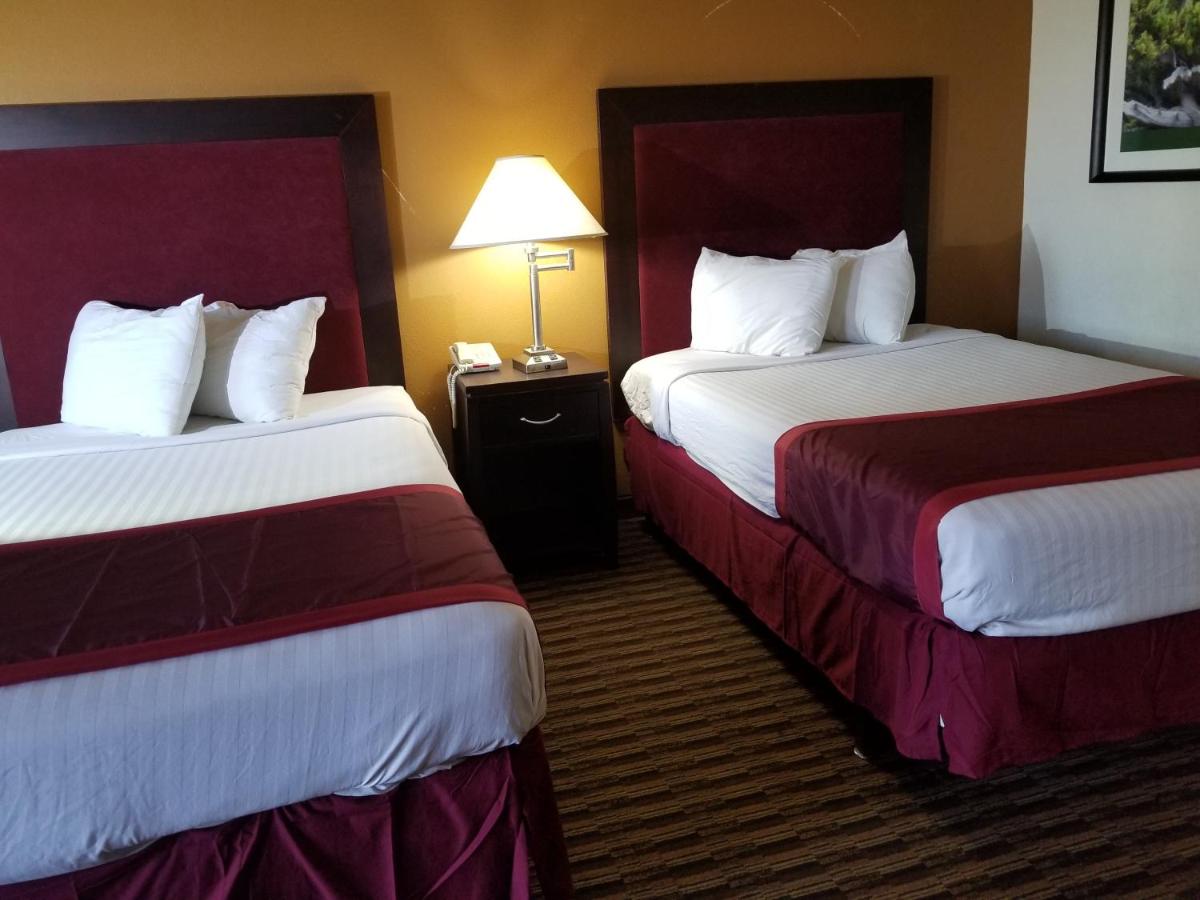 OYO Hotel Salina KS I-70 - main image