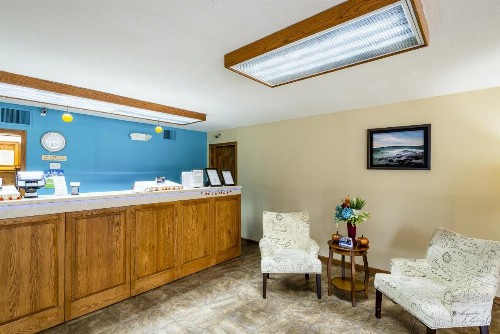 SureStay Hotel by Best Western Salina - image 8
