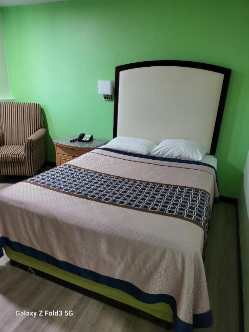 Value Inn & Suites Salina - image 19