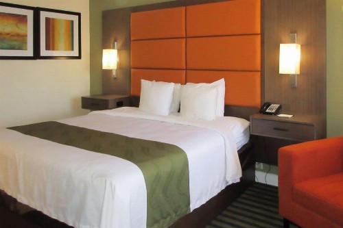 Quality Inn Salinas - image 10