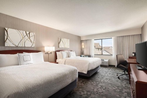 Courtyard By Marriott Salinas Monterey - image 12