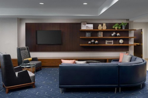 Courtyard By Marriott Salinas Monterey - image 6