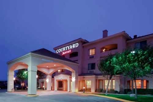 Courtyard By Marriott Salinas Monterey - image 7