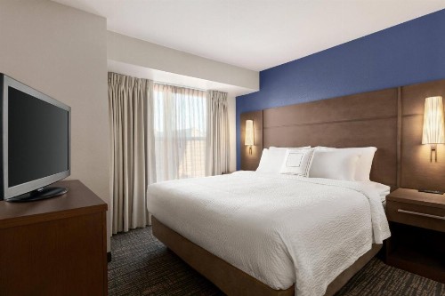Residence Inn by Marriott Salinas - image 11