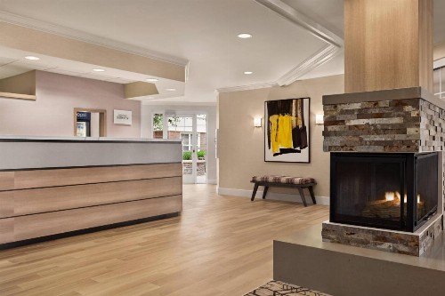Residence Inn by Marriott Salinas - image 3