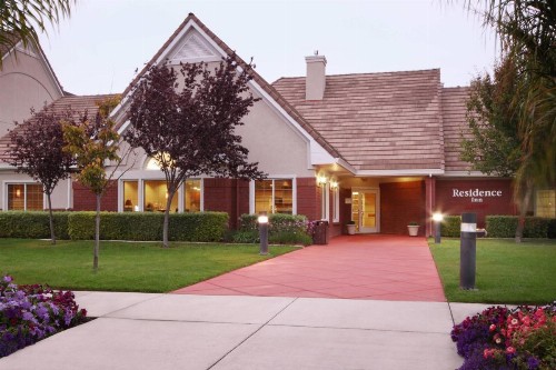 Residence Inn by Marriott Salinas - image 4