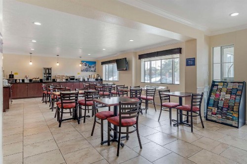 Best Western Salinas Monterey - image 12