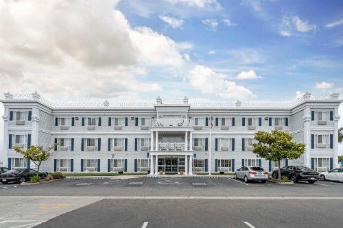 Best Western Salinas Monterey - image 22