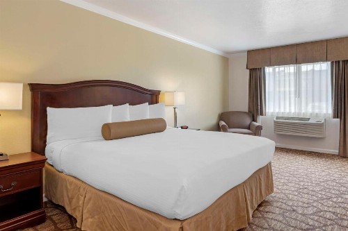 Best Western Salinas Monterey - image 25