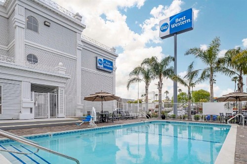 Best Western Salinas Monterey - image 3