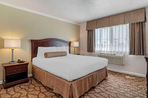 Best Western Salinas Monterey - image 5