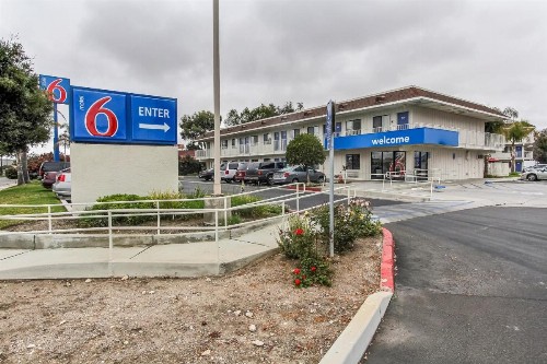 Motel 6-Salinas CA - South - Monterey Area - image 10