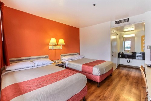Motel 6-Salinas CA - South - Monterey Area - image 6