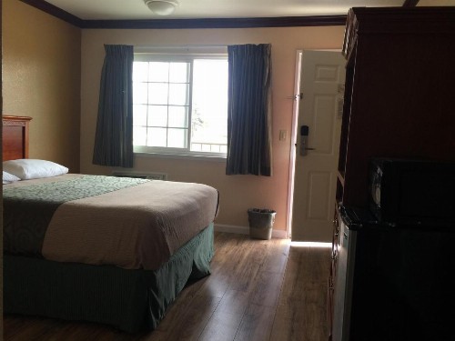 Best 5 Motel - image 10