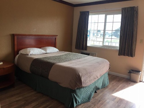 Best 5 Motel - image 11