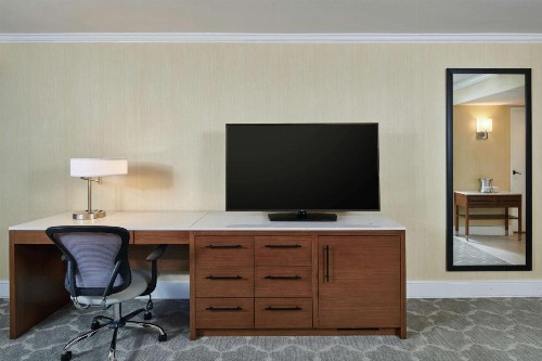 DoubleTree by Hilton Hotel Salt Lake City Airport - image 4