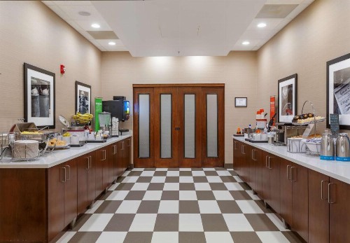 Hampton Inn Salt Lake City Downtown - image 10