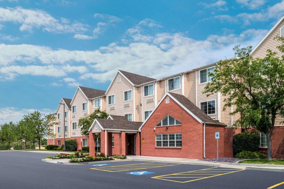 Microtel Inn & Suites by Wyndham Salt Lake City Airport - main image