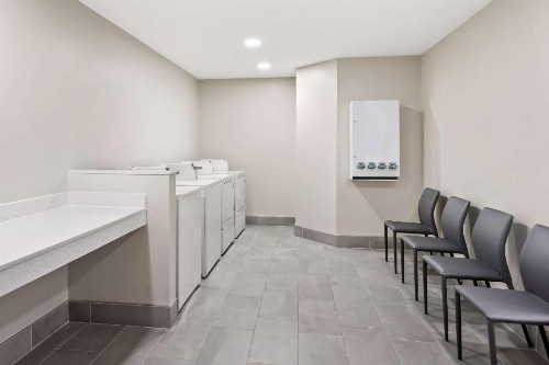 Ramada by Wyndham Salt Lake City - image 14