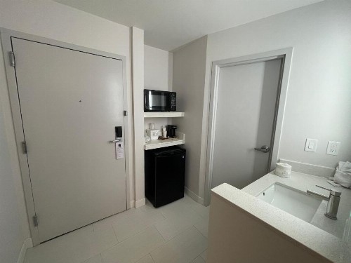 Ramada by Wyndham Salt Lake City - image 32