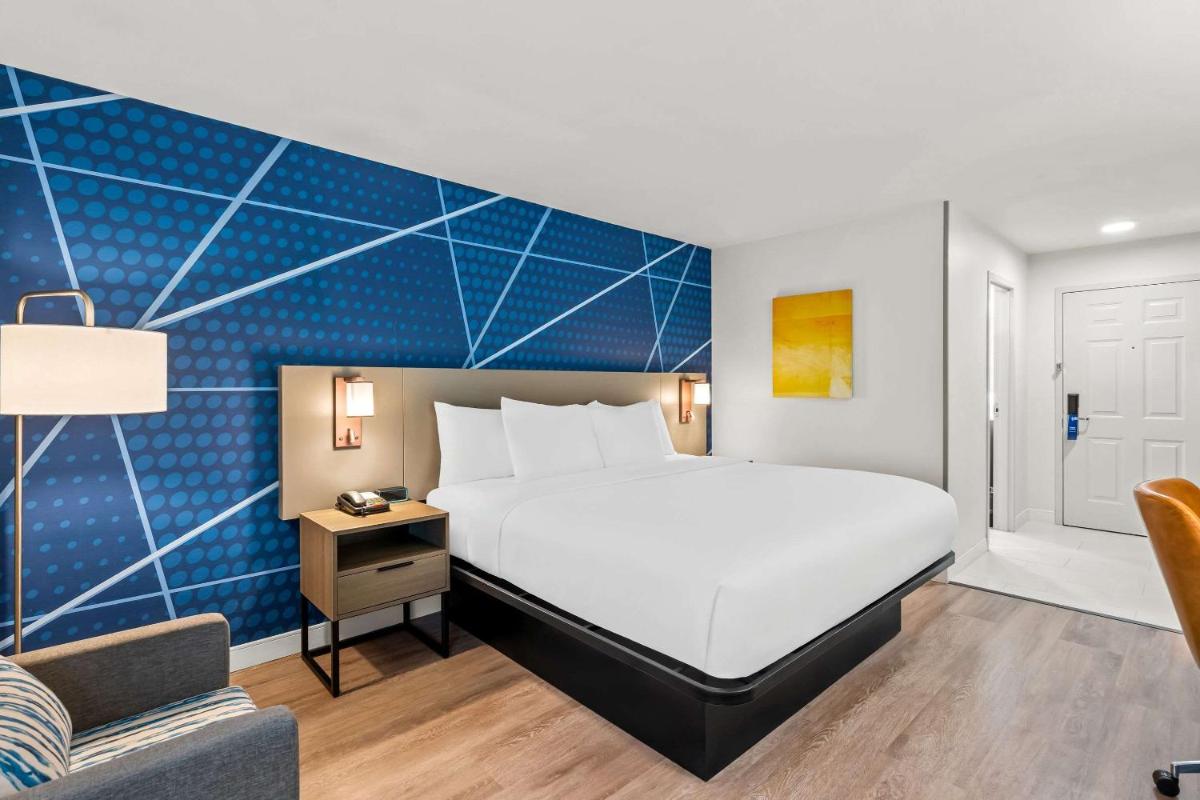 Ramada by Wyndham Salt Lake City - image 5