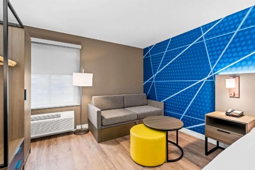 Ramada by Wyndham Salt Lake City - image 9