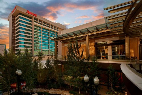 Salt Lake Marriott Downtown at City Creek - image 2