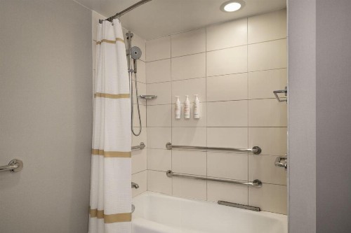 Salt Lake Marriott Downtown at City Creek - image 20