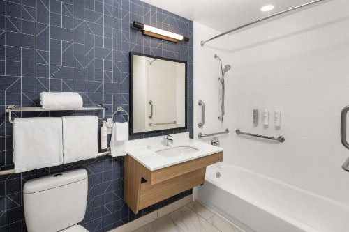 Fairfield Inn & Suites Salt Lake City Airport - image 10
