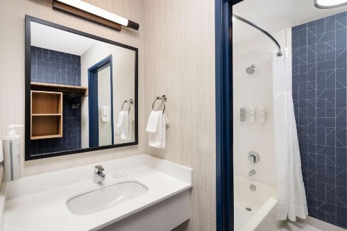 Fairfield Inn & Suites Salt Lake City Airport - image 12