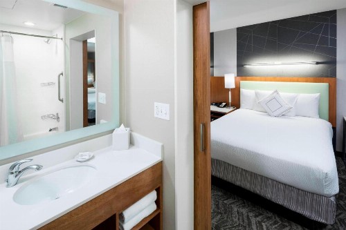 SpringHill Suites by Marriott Salt Lake City Airport - image 28
