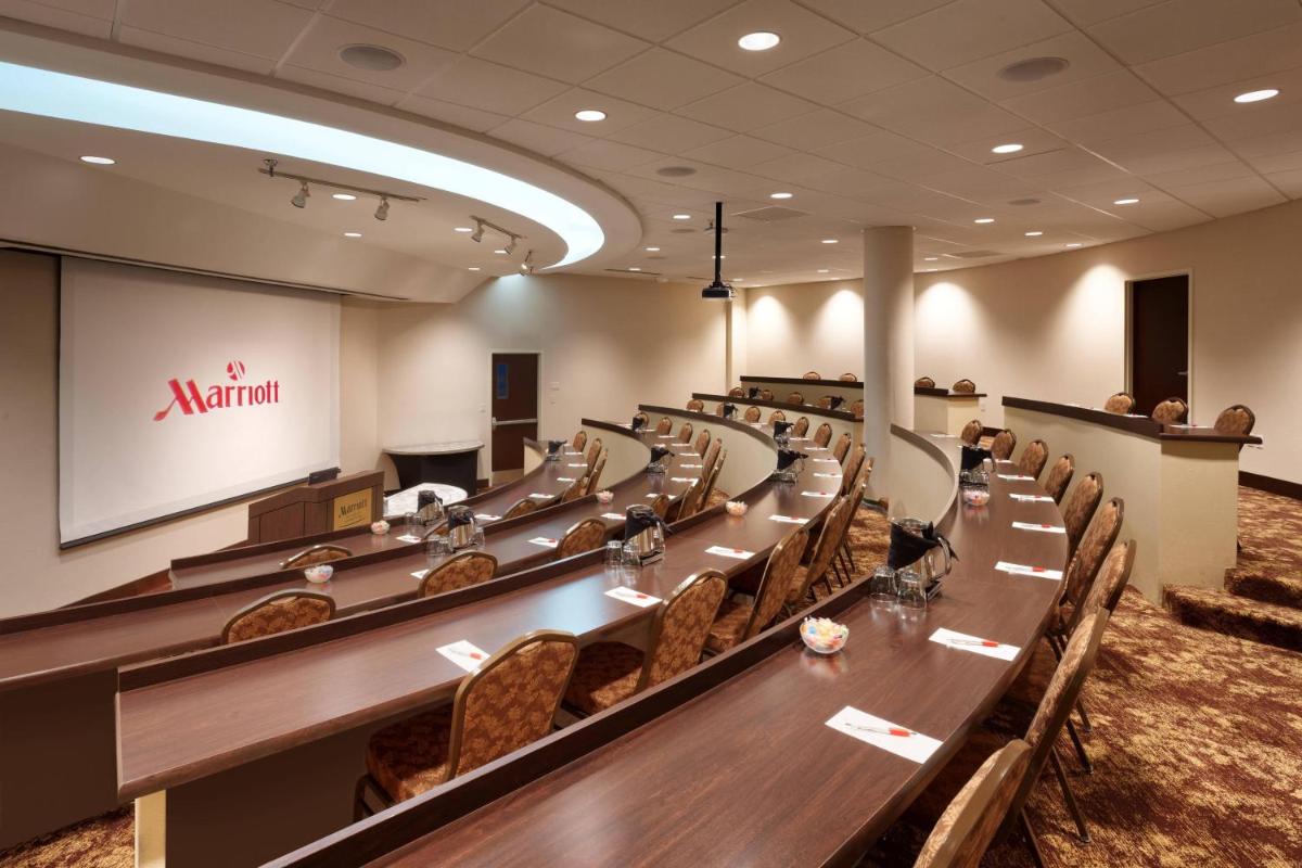Salt Lake City Marriott University Park - image 4
