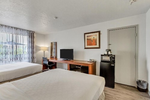 Ramada by Wyndham Salt Lake City Airport Hotel - image 31