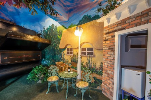 The Anniversary Inn - Fifth South - image 36