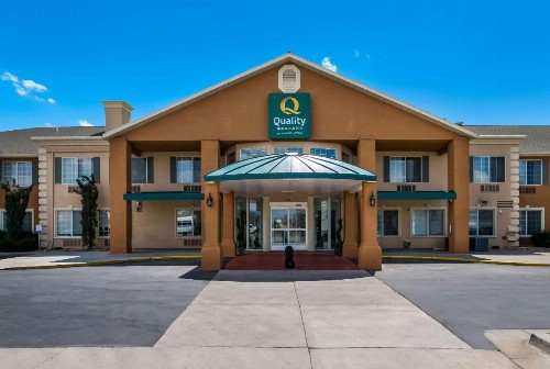 Quality Inn & Suites Airport West Salt Lake City - image 1