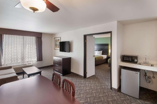Quality Inn & Suites Airport West Salt Lake City - image 11