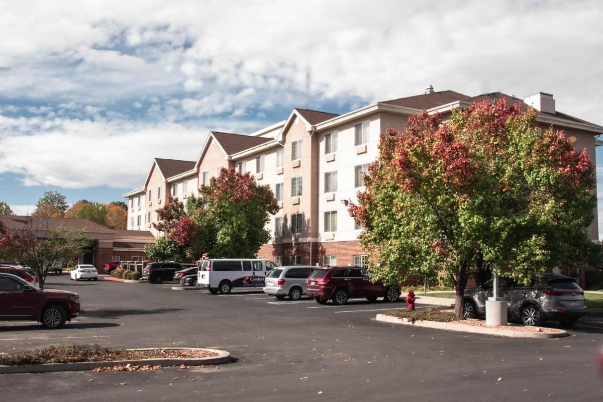 Comfort Suites Airport Salt Lake City - image 3