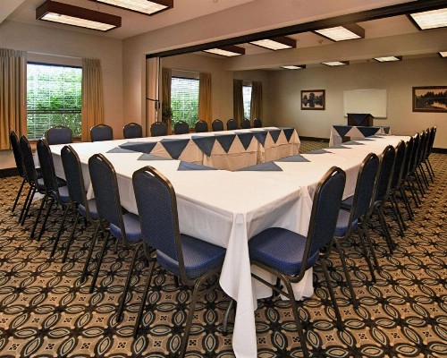 Comfort Suites Airport Salt Lake City - image 35