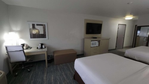 Best Western West Valley Inn - image 12