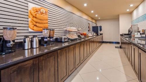 Best Western West Valley Inn - image 3