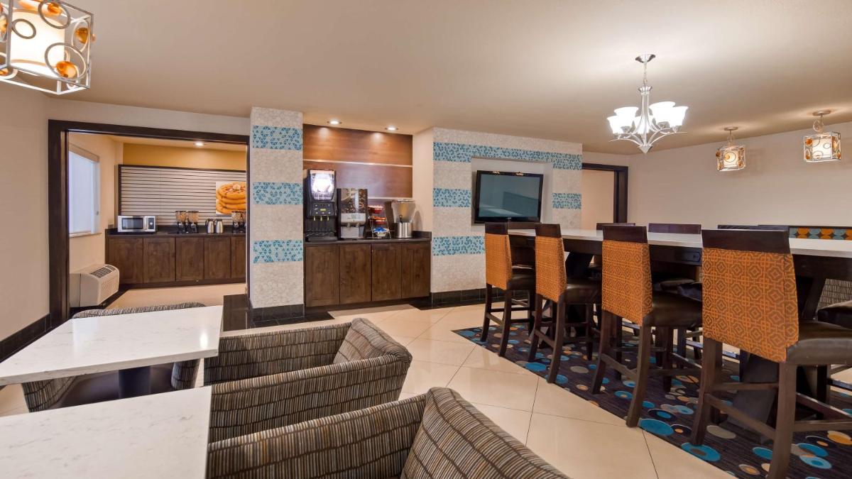 Best Western West Valley Inn - image 4