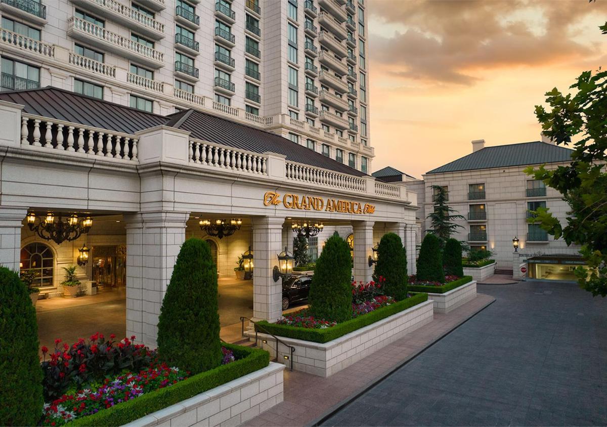 Grand America Hotel - main image