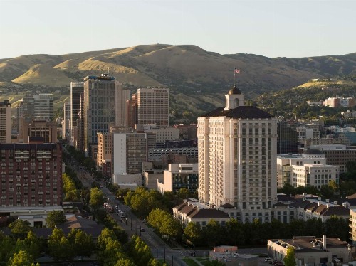 Grand America Hotel - image 2
