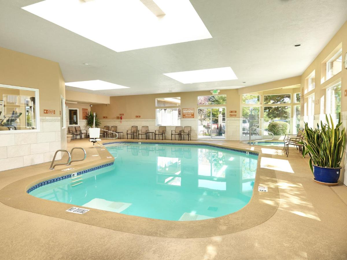 Crystal Inn Hotel & Suites - Salt Lake City - main image