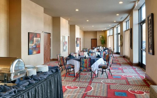 Holiday Inn Salt Lake City - Airport West an IHG Hotel - image 11