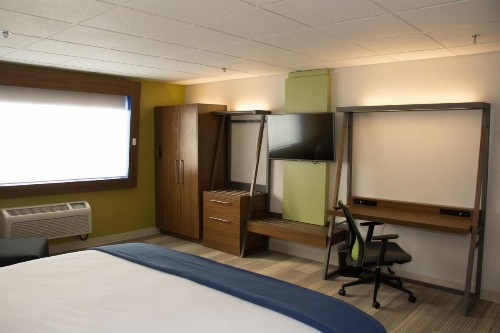 Holiday Inn Express Salt Lake City Downtown an IHG Hotel - image 18