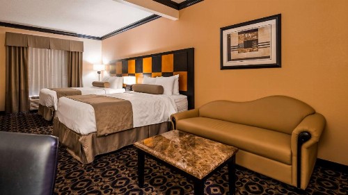 Best Western Plus Airport Inn & Suites - image 14