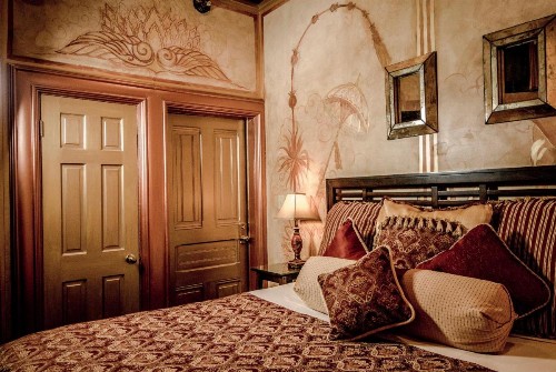 The Anniversary Inn - South Temple - image 15