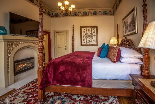 The Anniversary Inn - South Temple - image 16